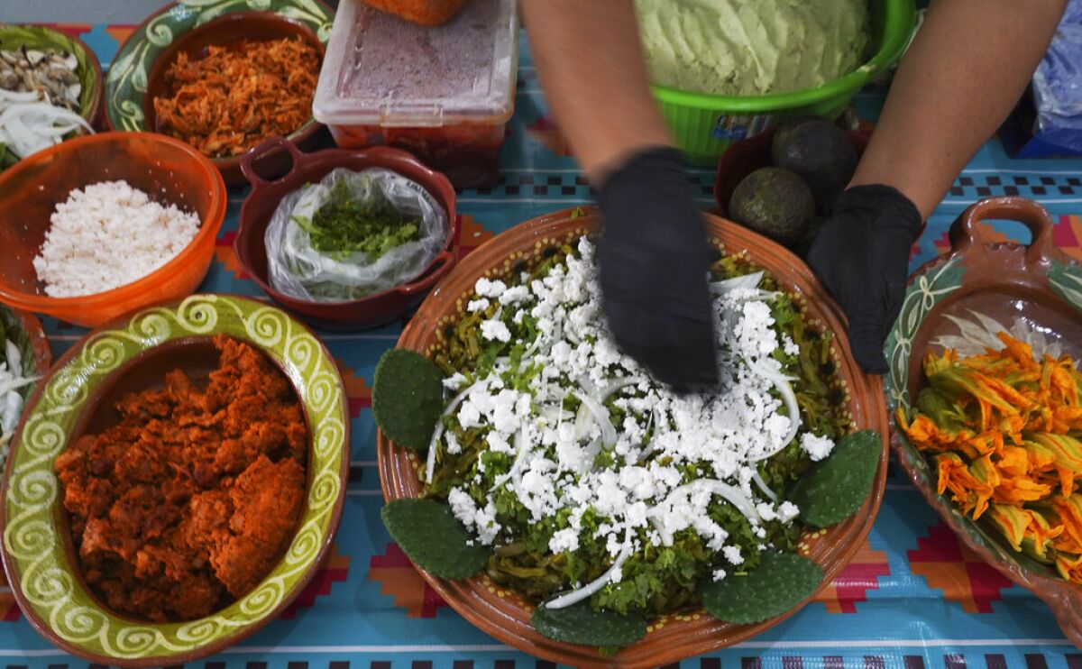 Comida prehispánica mexicana sobrevive a la modernidad - Los Angeles Times