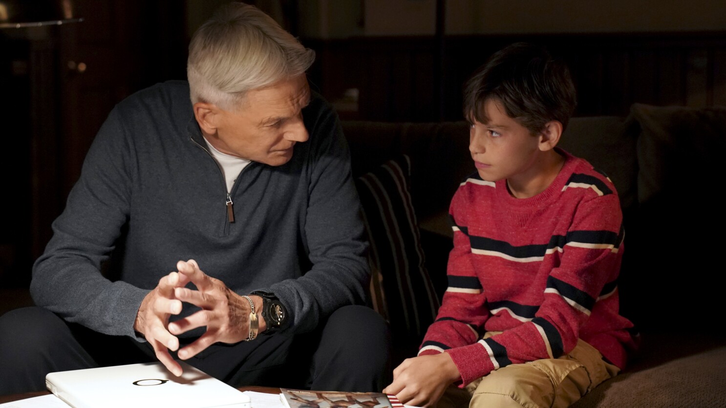 What S On Tv Tuesday Ncis On Cbs Los Angeles Times