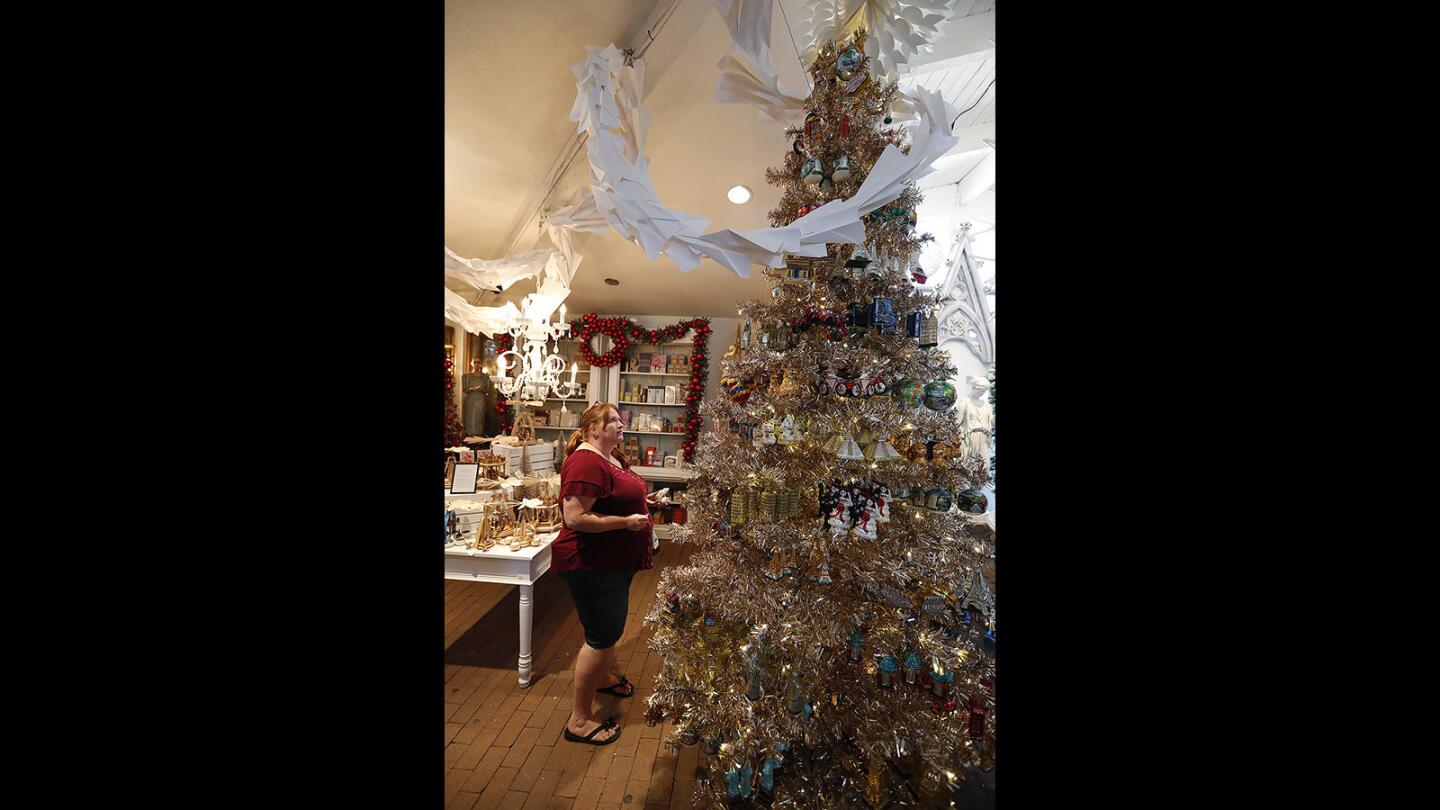 Photo Gallery: Roger's Gardens Christmas boutique