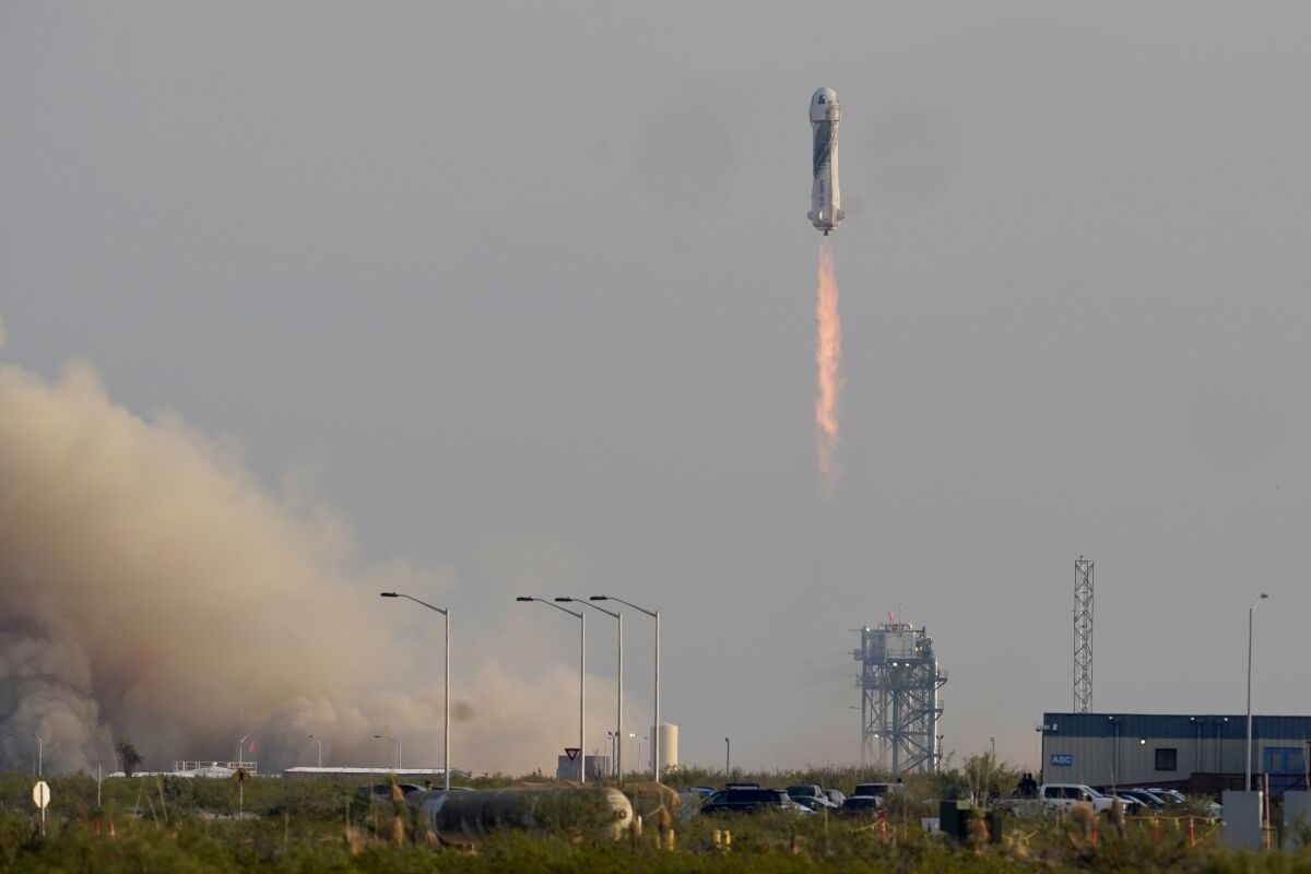 El cohete New Shepard de Blue Origin se lanza con pasajeros 