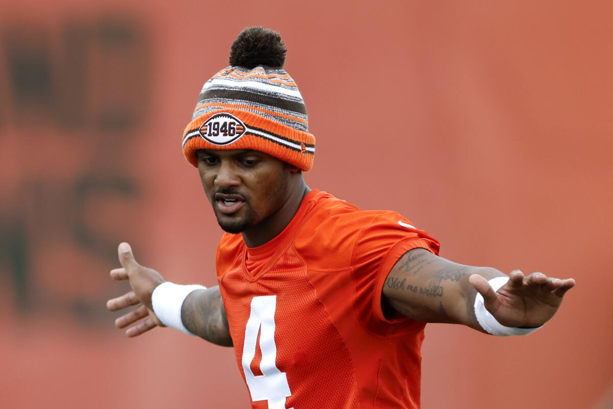 Cleveland Browns quarterback Deshaun Watson takes part in drills at the NFL football team's practice facility Tuesday, June 14, 2022, in Berea, Ohio. (AP Photo/Ron Schwane)