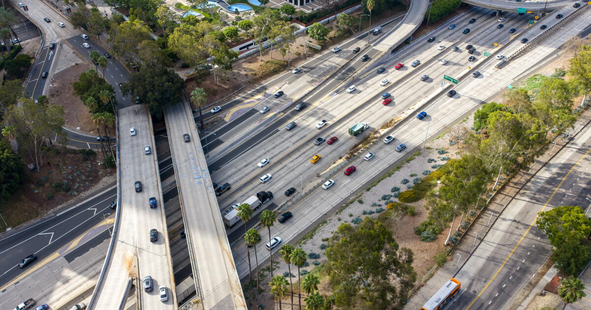 Trump rolls back Biden-era auto fuel economy standards