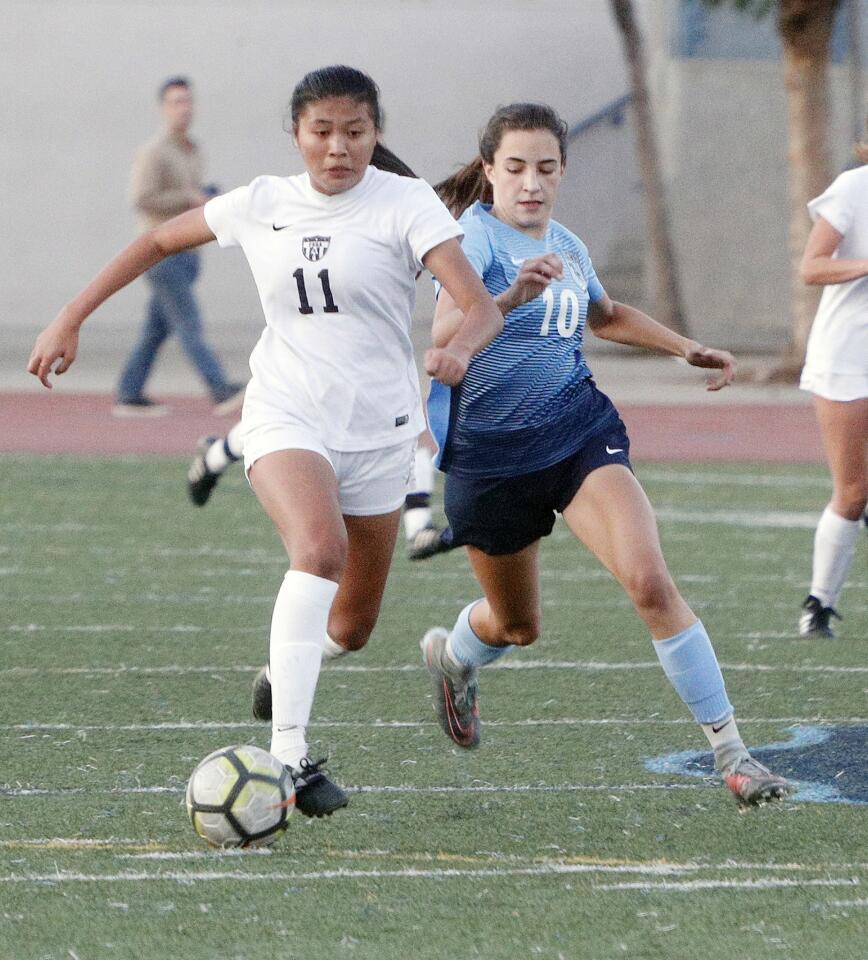 Photo Gallery: Crescenta Valley vs. Flintridge Sacred Heart Academy girls' soccer