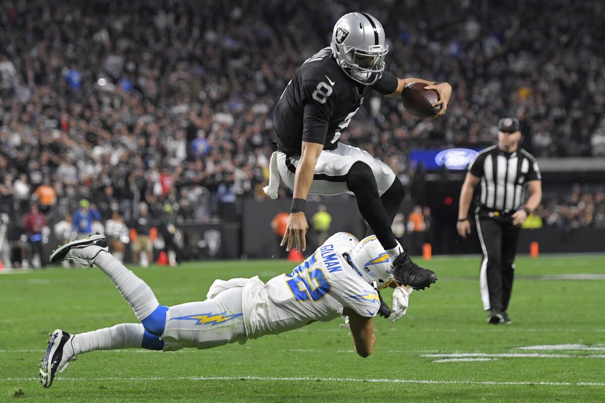 Los Angeles Chargers safety Alohi Gilman (32) against the Kansas