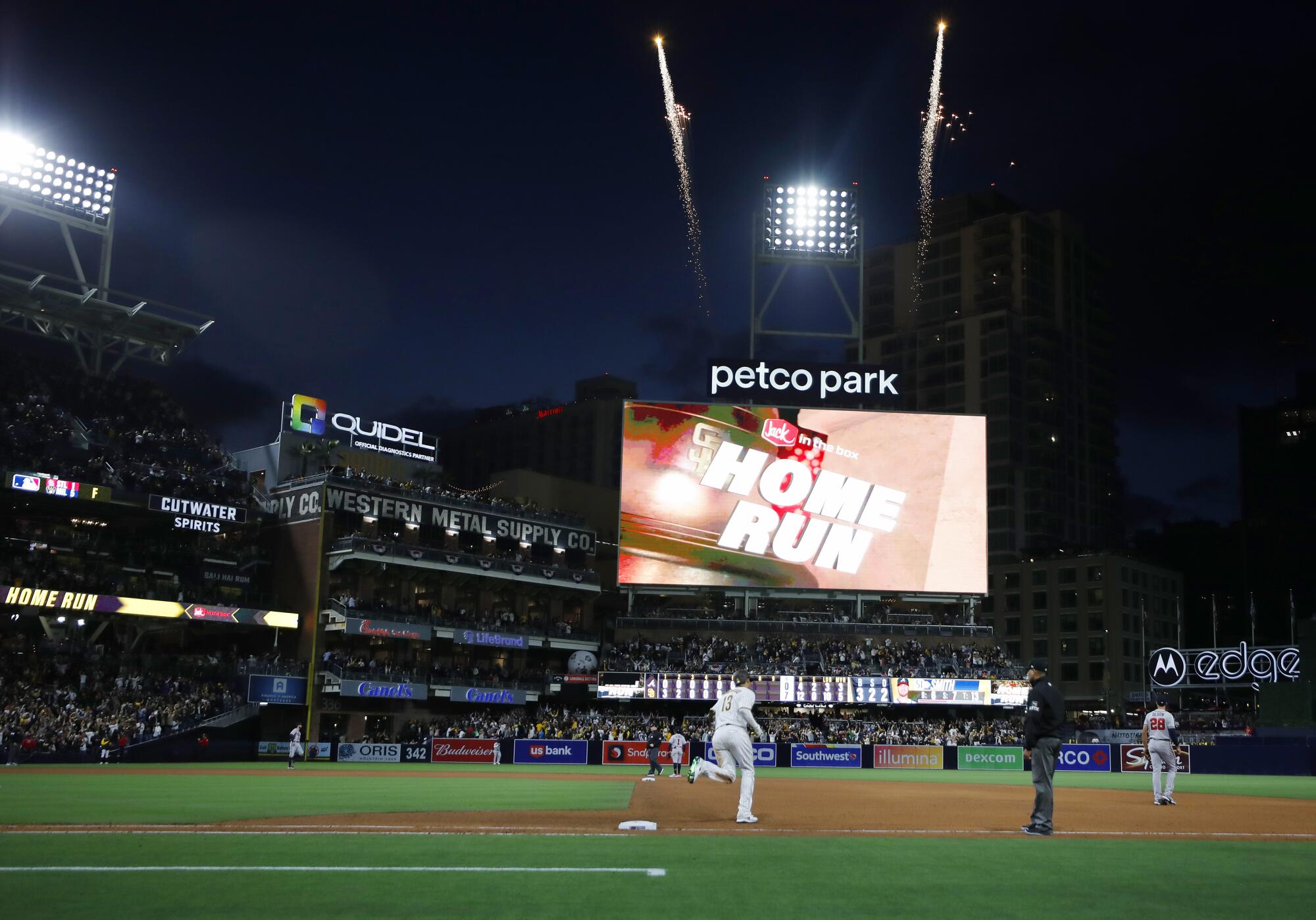 Musgrove, Machado lead Padres to 12-1 win over Braves