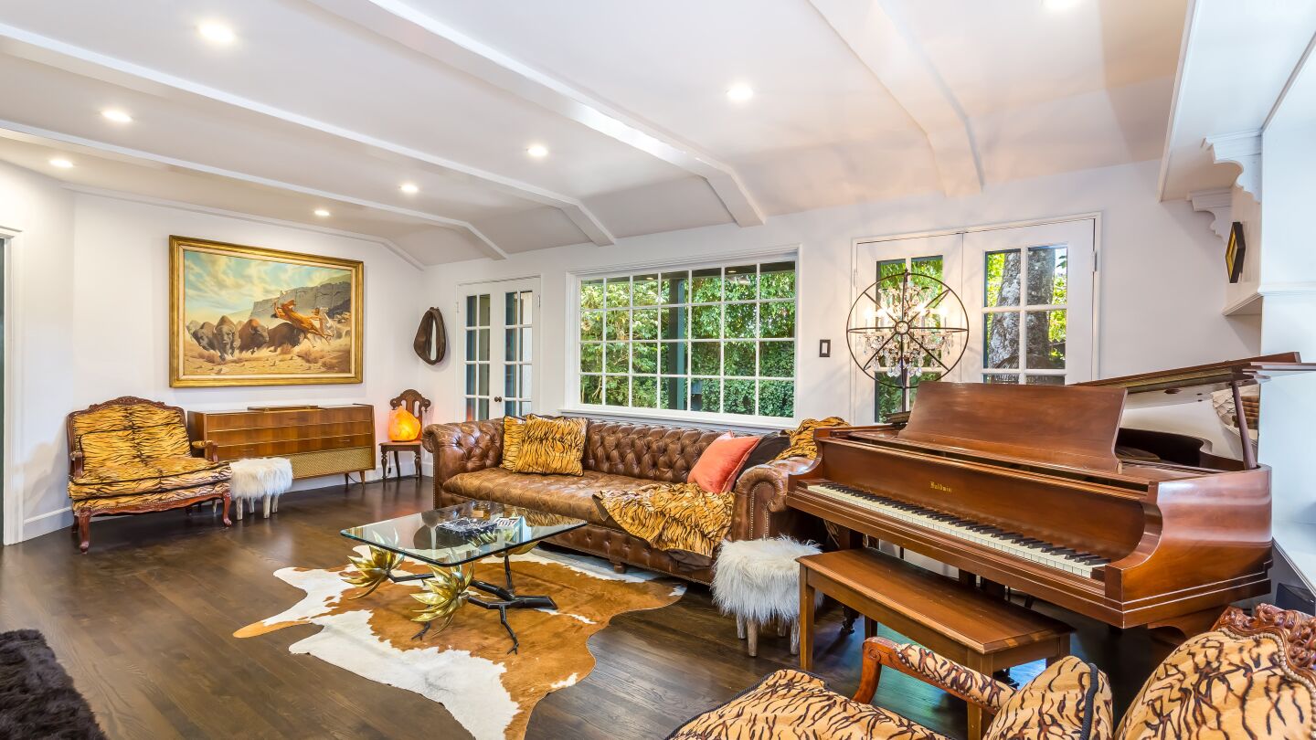 Loretta Swit's onetime home in Hollywood Hills West | Hot Property