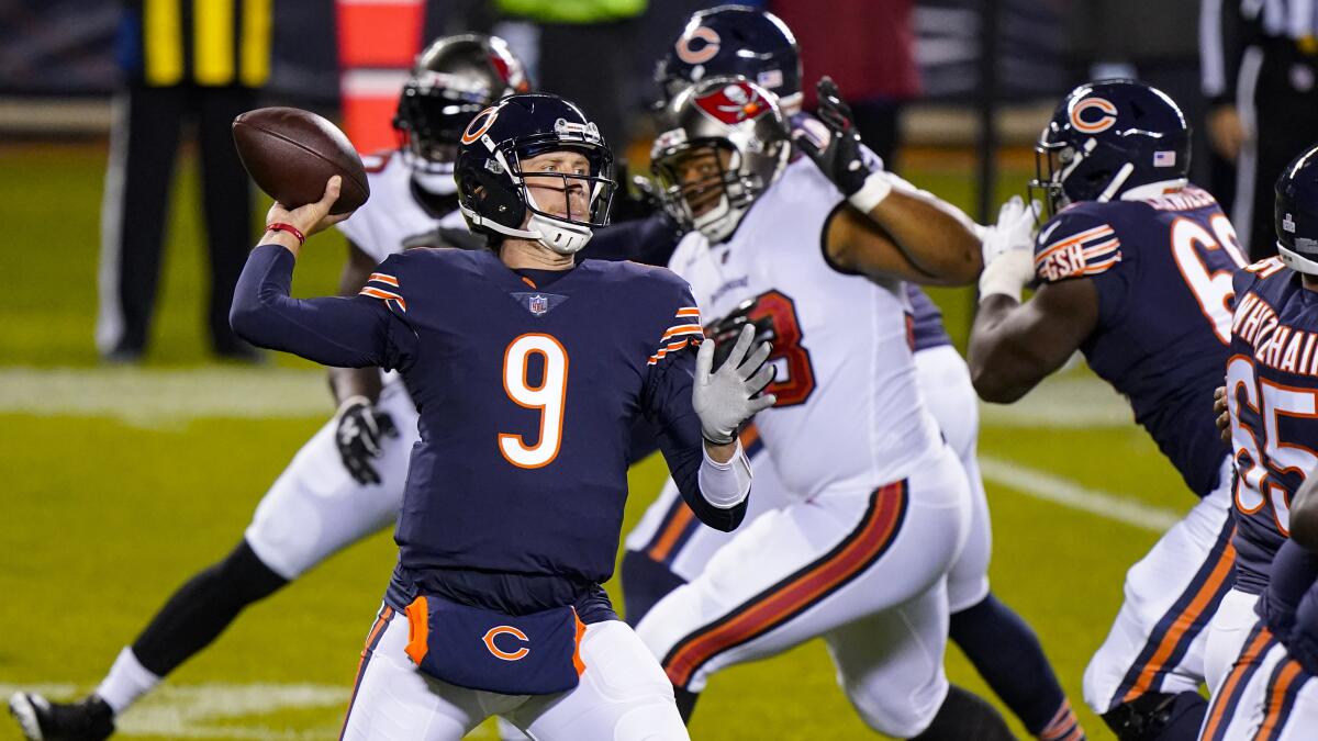 Nick Foles does it again, leads Eagles to last-minute win over Bears