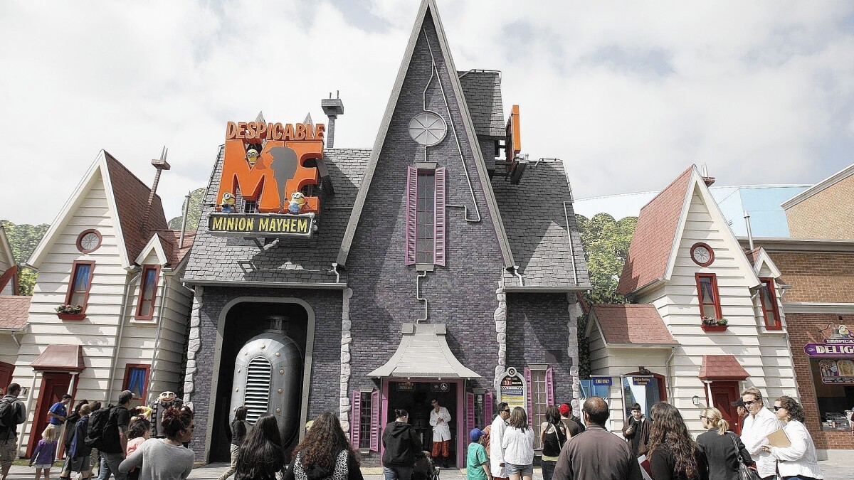 Universal Studios Hollywood Taps Into Despicable Me S Minion Power Los Angeles Times