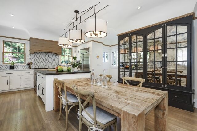 Laura Ricciardi and Moira Demos' Los Feliz home: the dining area.