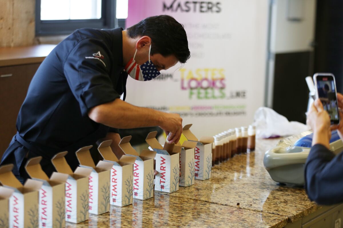 Christophe Rull creates a cookie and mocha drink product at World Chocolate Masters USA semifinals.