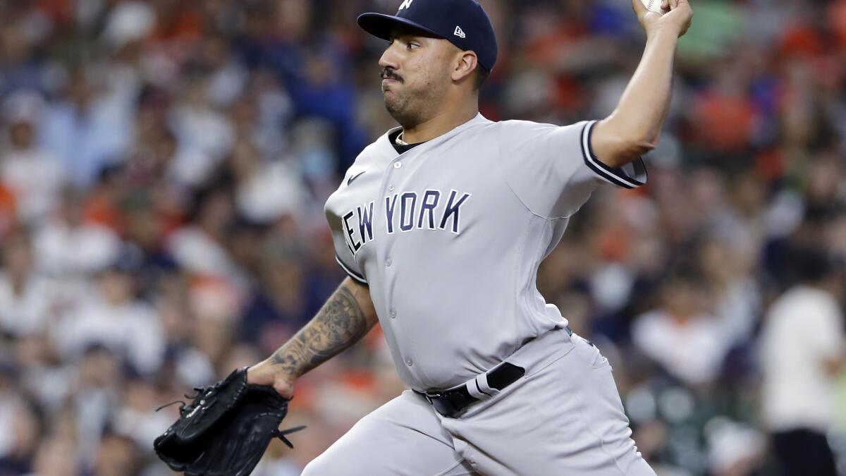 Nestor Cortes, Yankees' bullpen dominant in win over Astros