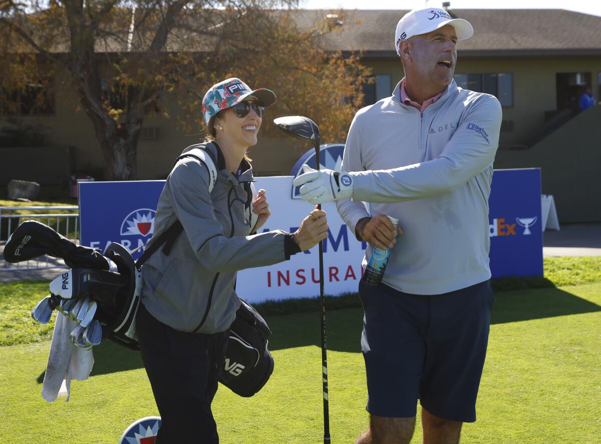 Stewart Cink playing well with wife, Lisa, working as his caddie