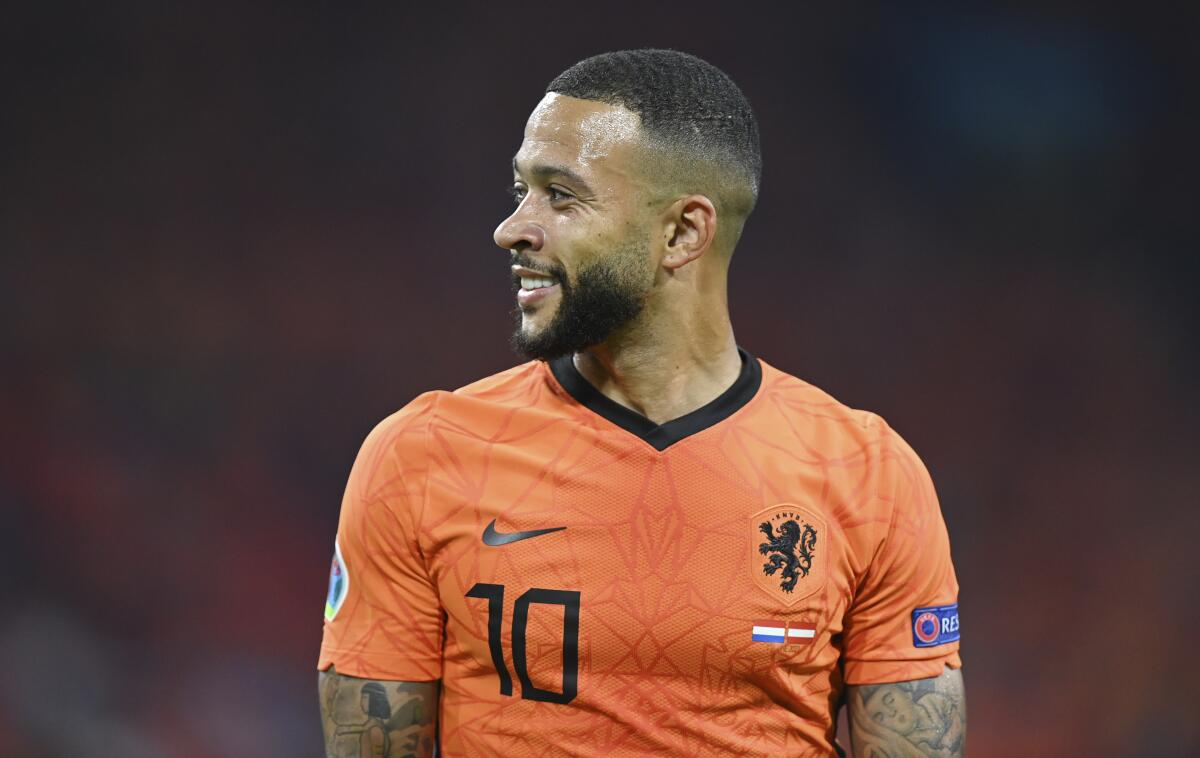 Dutch Netherlands National Football Team Soccer Memphis Depay