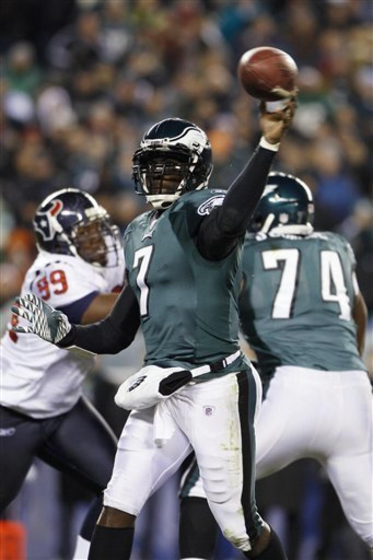 Vick rallies the Eagles to 34-24 win over Texans - The San Diego  Union-Tribune