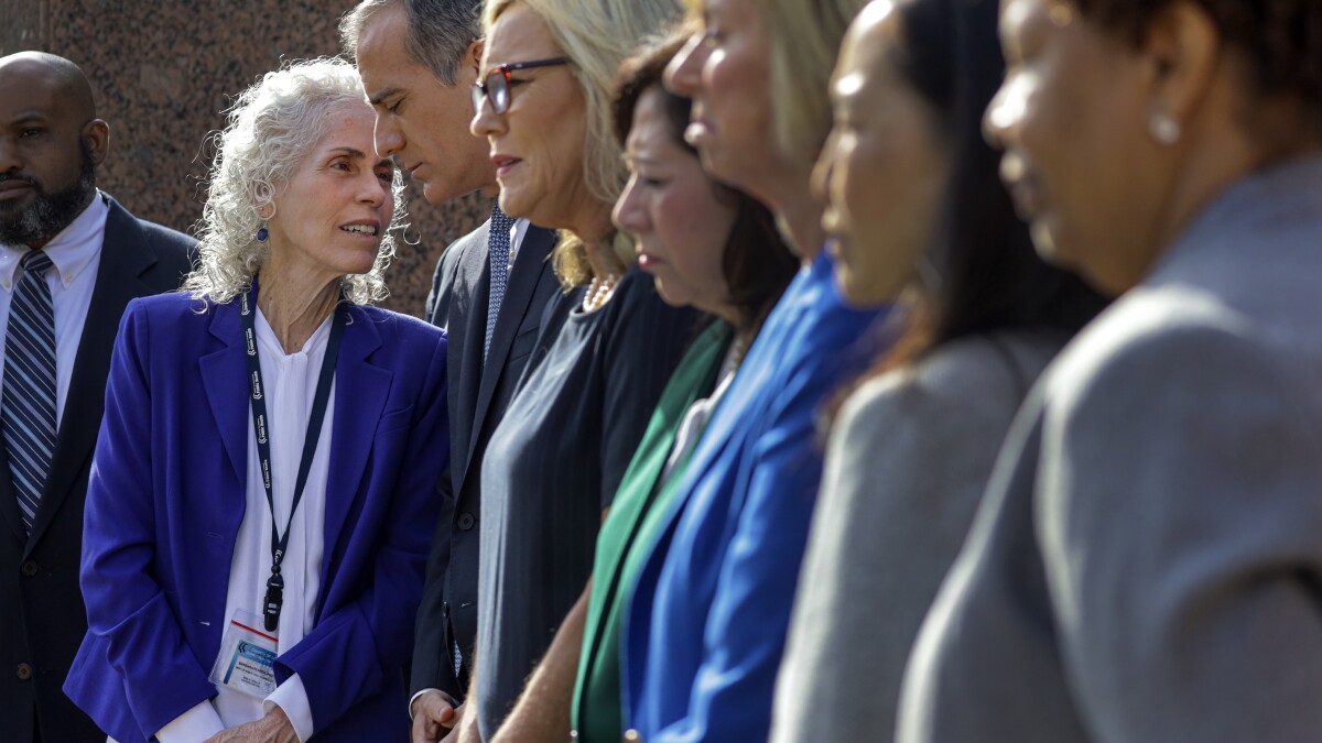 When It Comes To Coronavirus She S L A S Version Of Dr