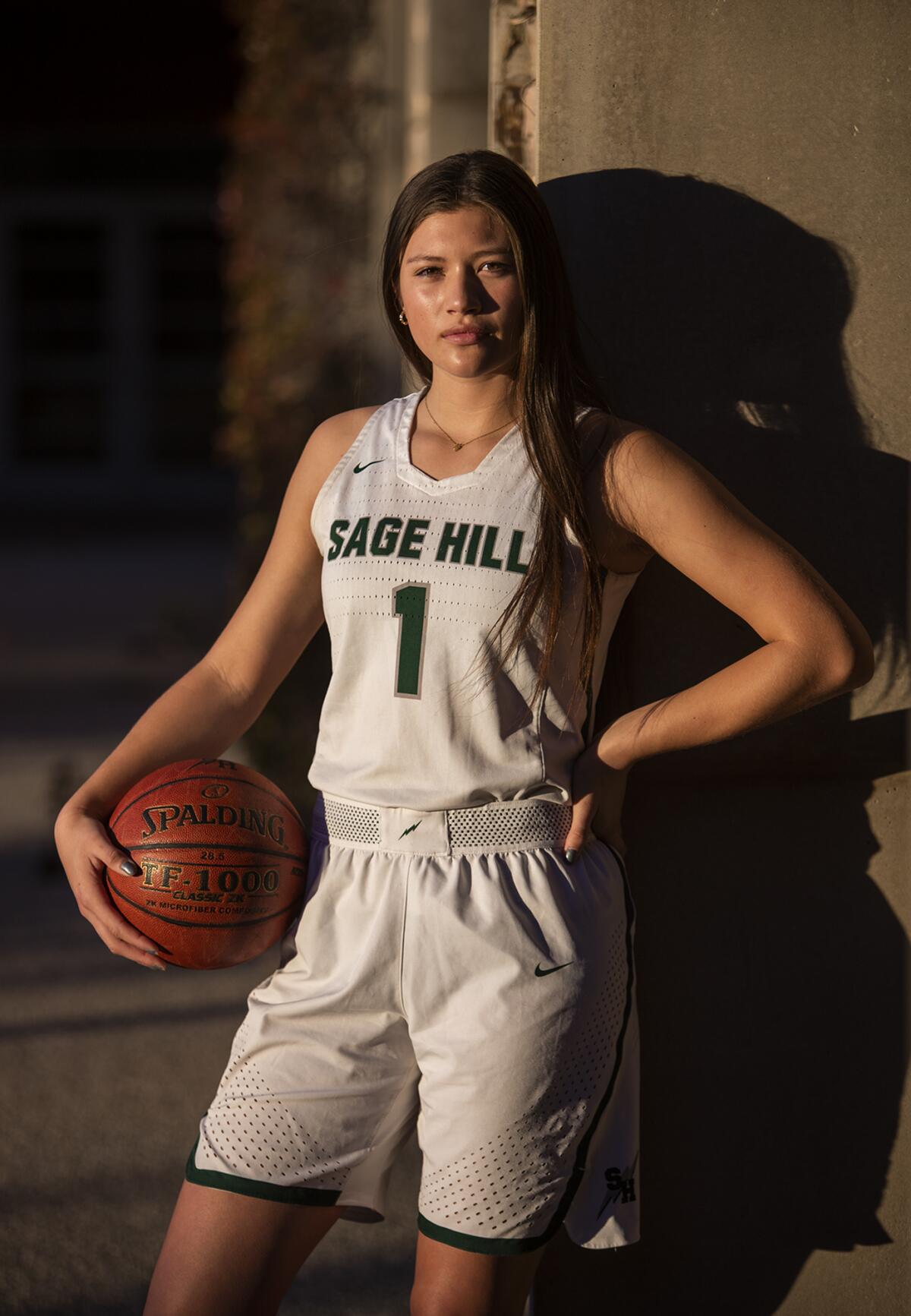 Sage Hill's Emily Elliott scored 31 points to go with 22 rebounds in a 62-57 win over Oceanside El Camino in the SoCal Holiday Prep Classic NAIA Division title game in San Diego on Dec. 30.