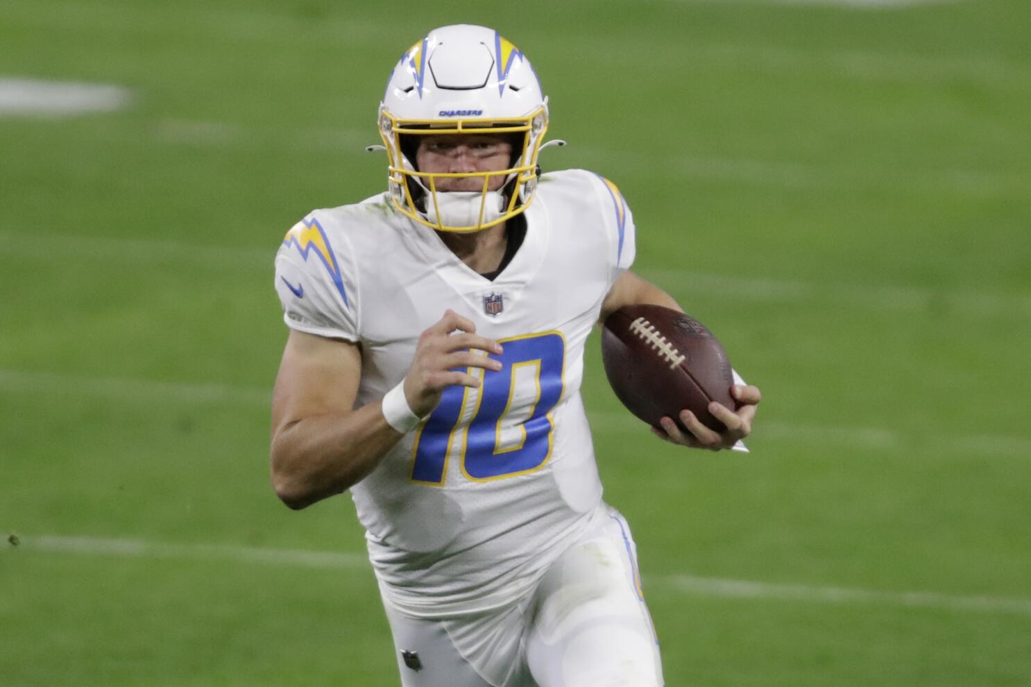 Chargers' Justin Herbert, a 4.0 student, will use offseason to study