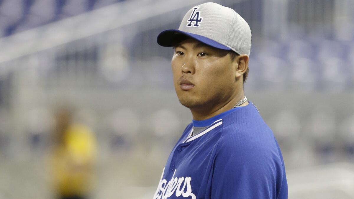 Dodgers pitcher Hyun-Jin Ryu's inflamed shoulder injury will not require surgery after visiting with team doctor Neal ElAttrache.