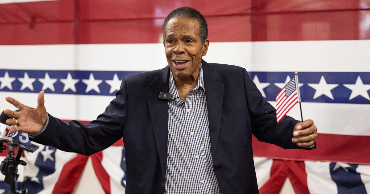 MLB efsanesi Rod Carew, Amerikan vatandaşı olma hayalini gerçekleştirdi
