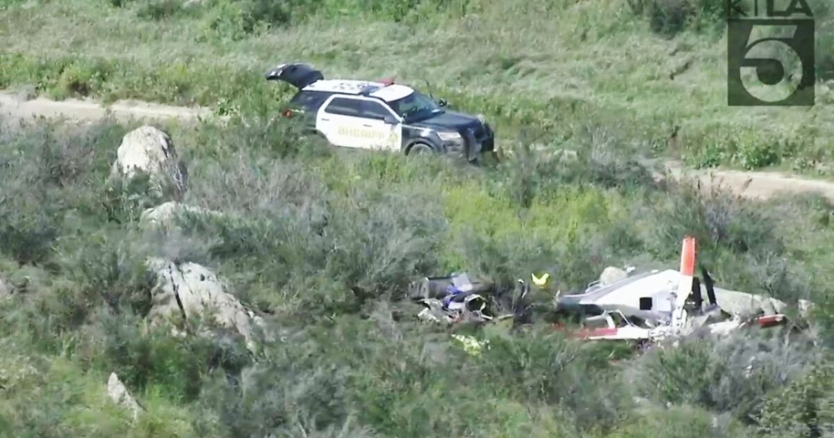 2 killed in Riverside County helicopter crash; NTSB investigating