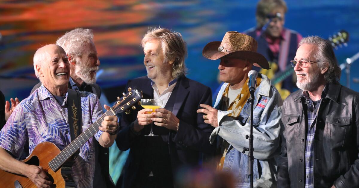 Jimmy Buffett tribute: Dave Grohl, Eagles, Paul McCartney at the Bowl - Los Angeles Times