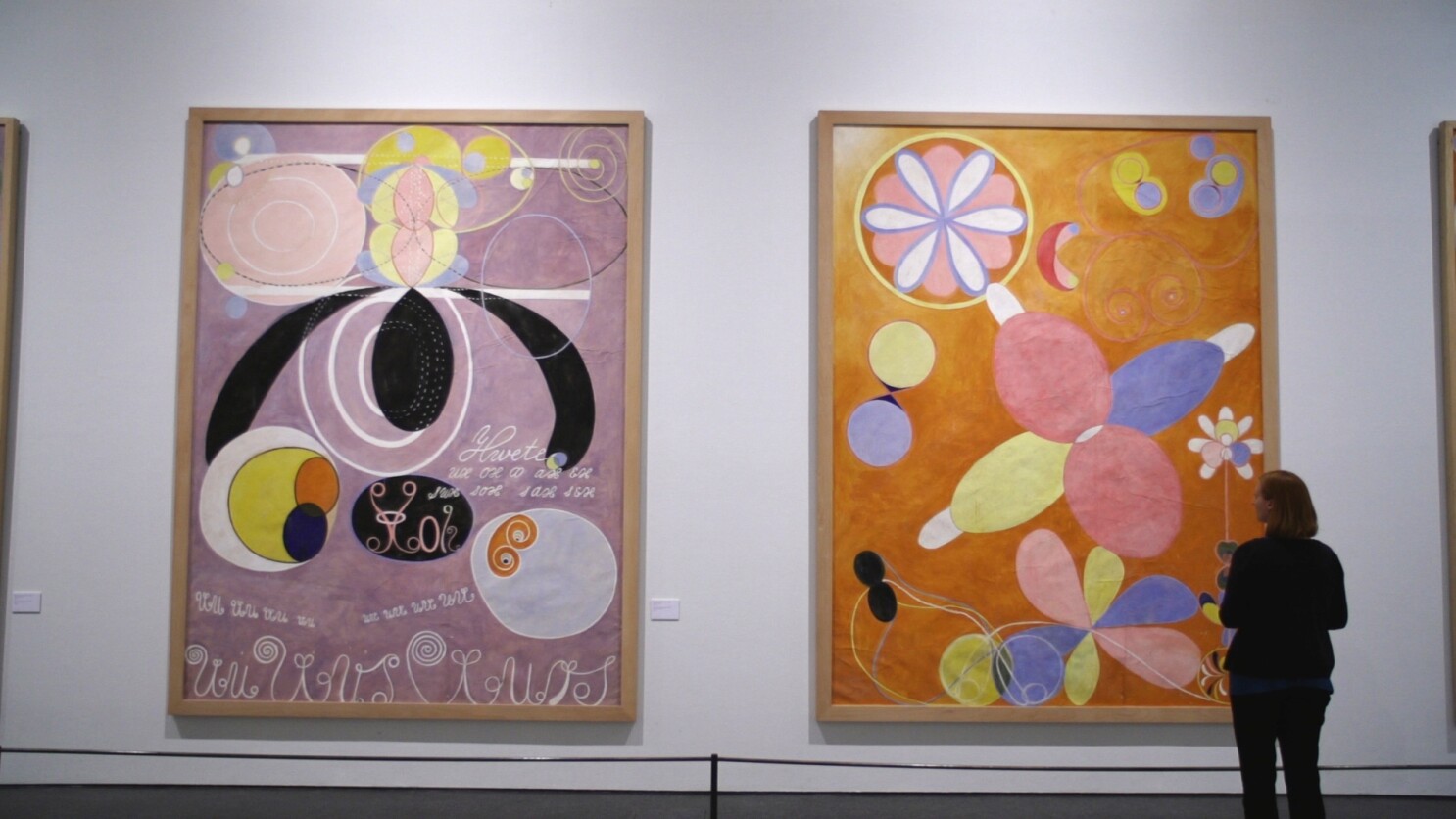 Review Beyond The Visible Hilma Af Klint Obscurity To Art