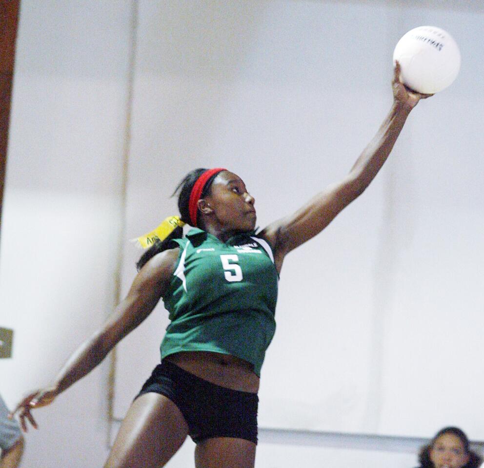 Glendale Adventist Academy v. Highland Hall nonleague girls volleyball