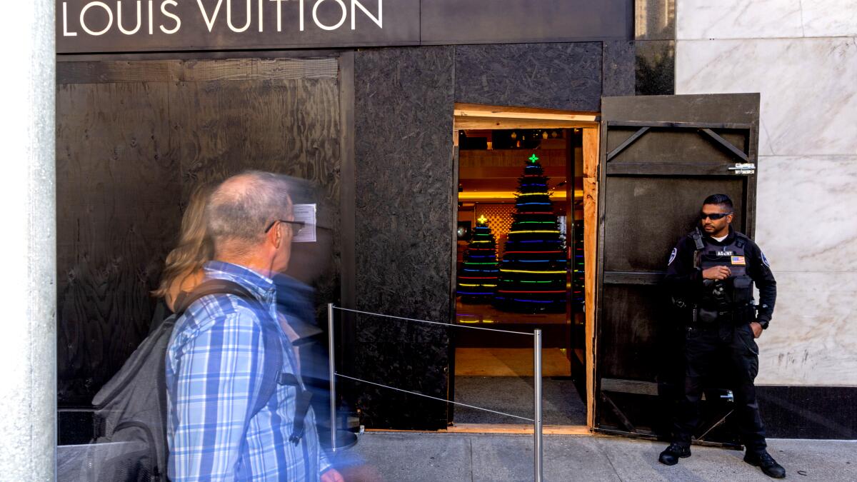 Louis Vuitton Security Officer Salaries