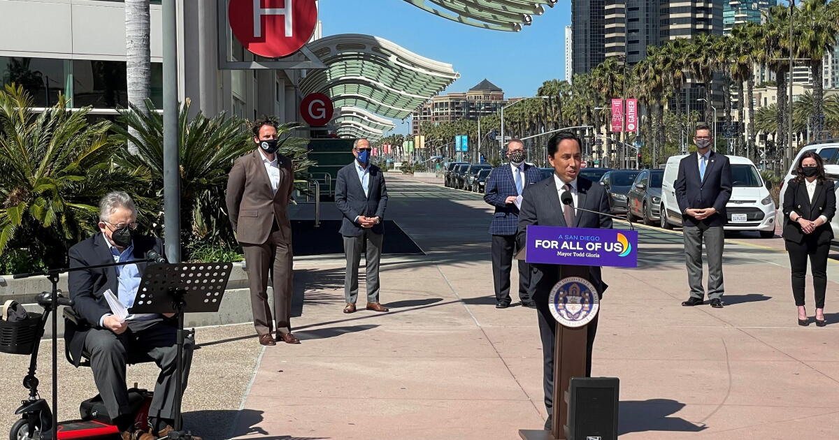 Homeless shelter set to leave San Diego Convention Center - Los Angeles ...