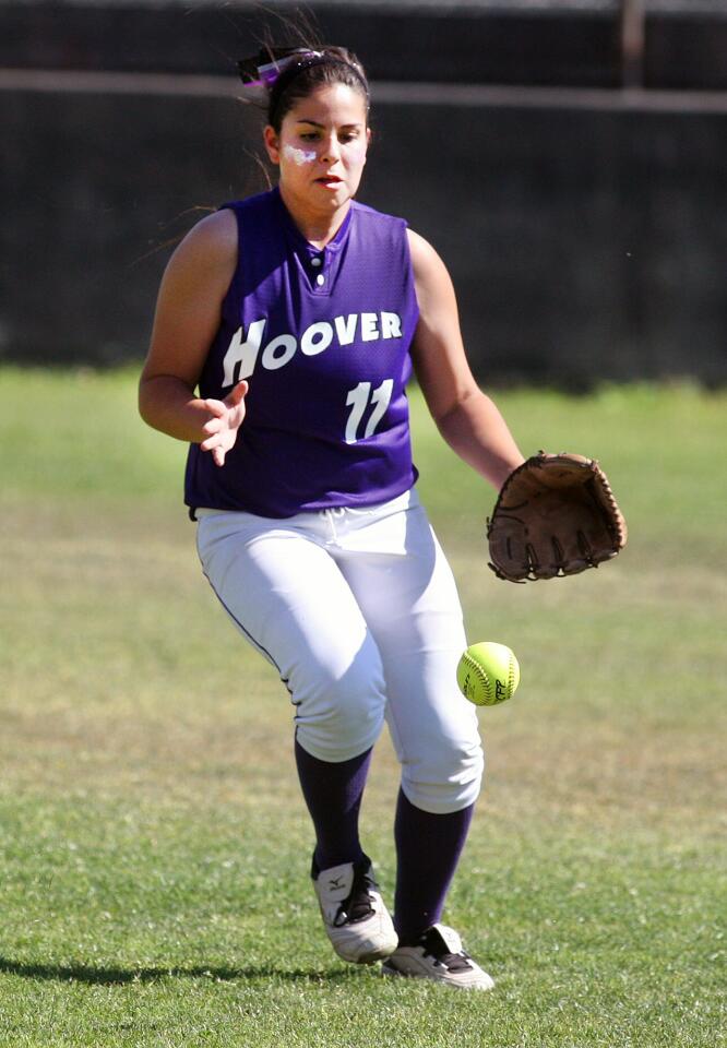 Photo Gallery: Glendale softball defeats Hoover in Pacific League game