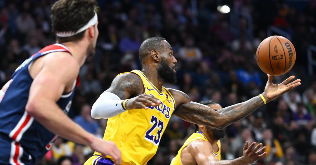 LeBron James aide les Lakers à retenir les Wizards pour réussir leur voyage