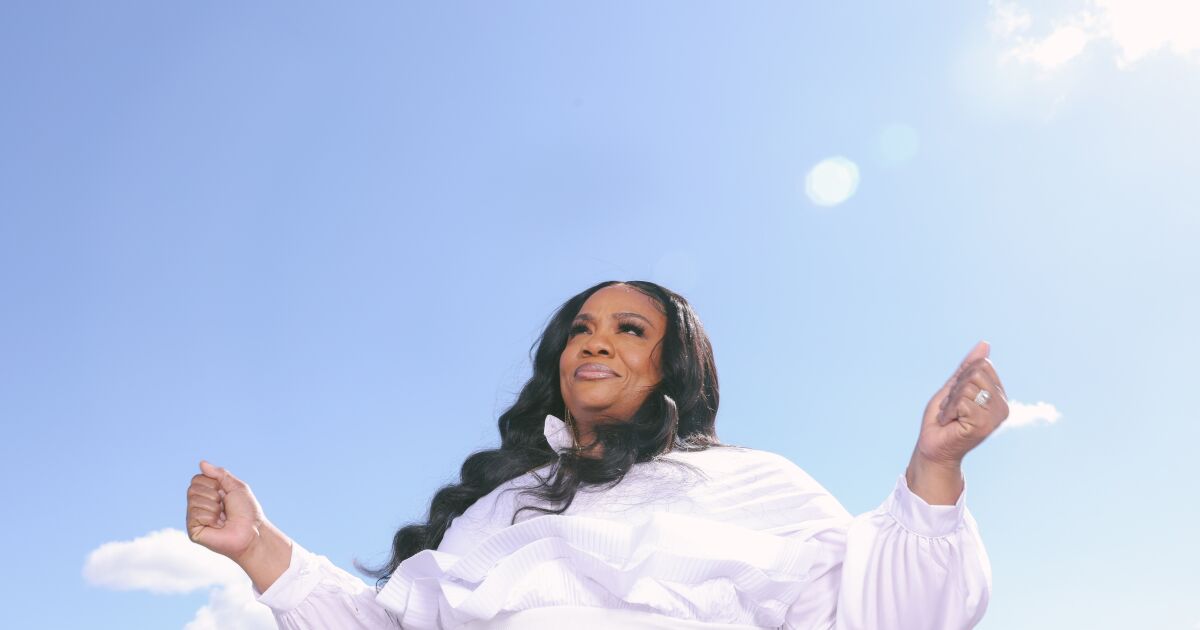 Ms. Pat on season 3 of