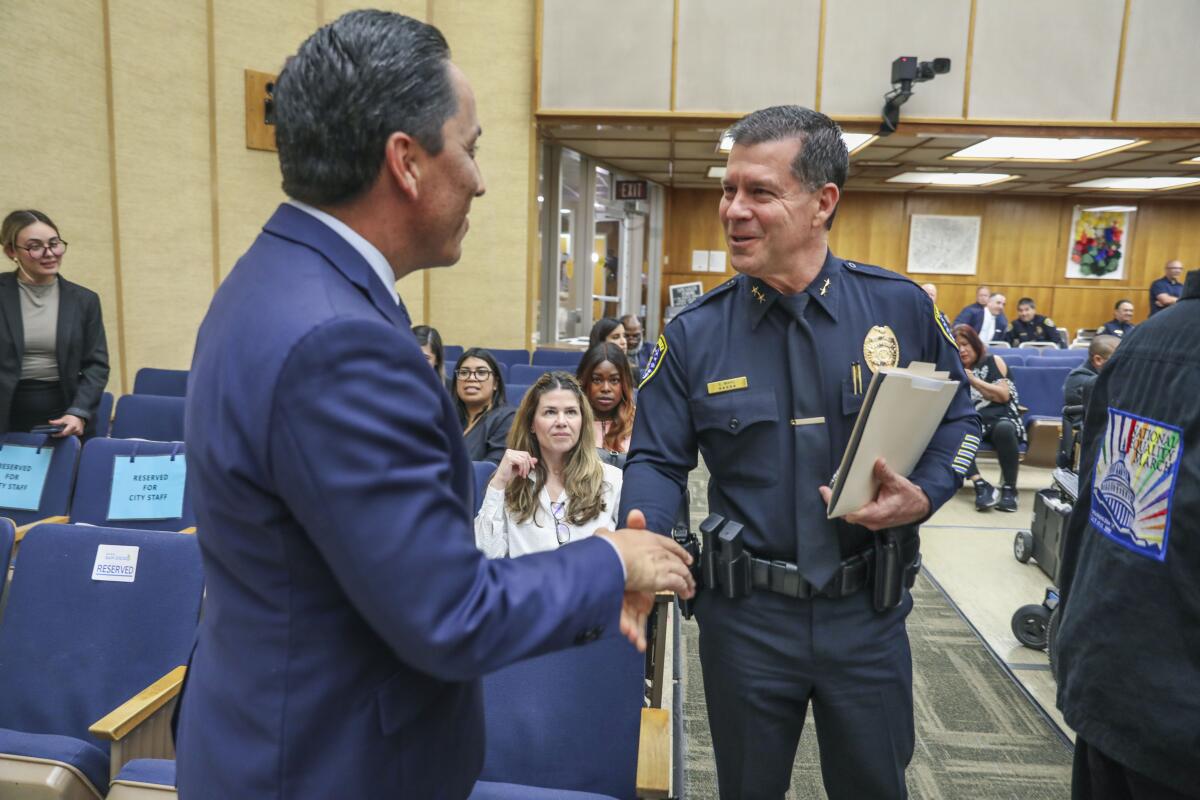Mayor Todd Gloria welcomes Deputy Police Chief Scott Wahl