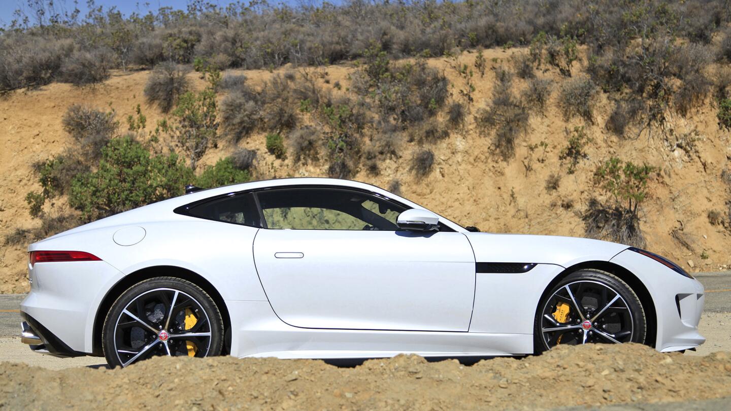 2016 Jaguar F-Type R