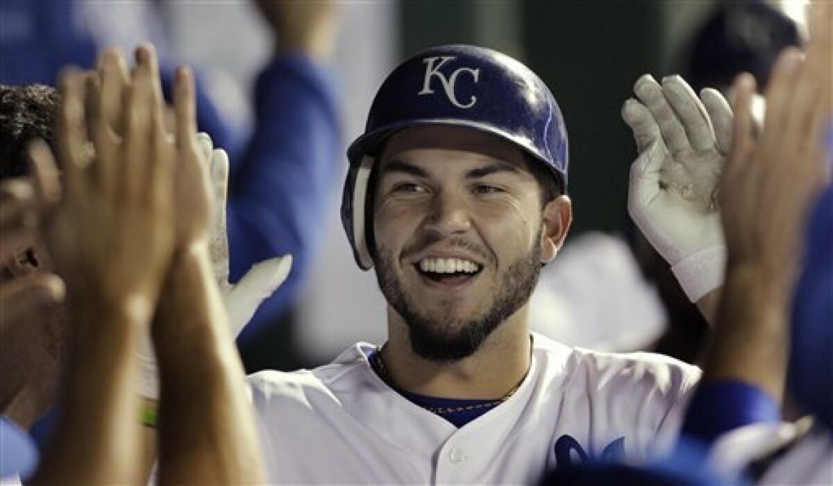 Hosmer hits homer as Royals top Tigers 