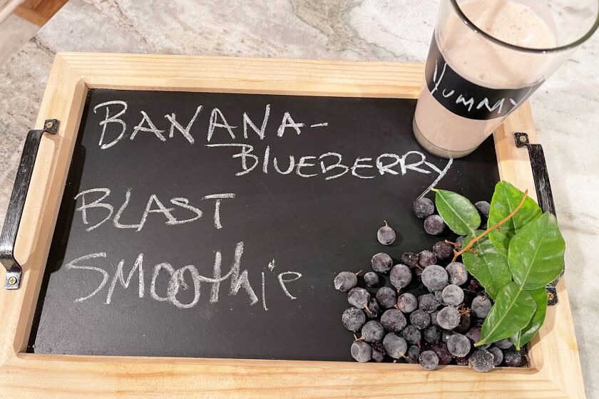 Banana-blueberry blast smoothie