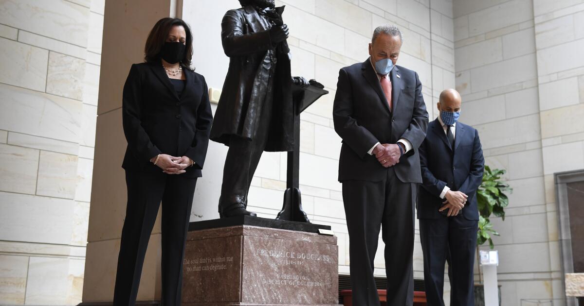‘Defund police’ or reimagine safety? Kamala Harris’ record on a historic American issue ‘Defund police’ or reimagine safety? Kamala Harris’ record on a historic American issue
