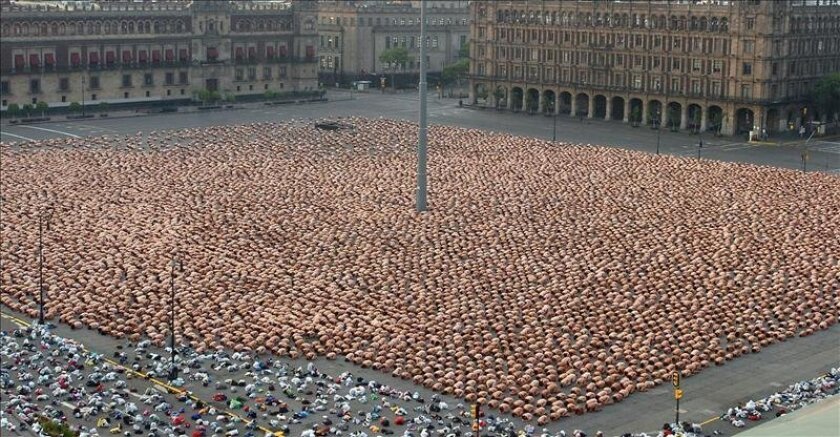 Spencer Tunick asegura que México es "más progresivo" que EE.UU ...