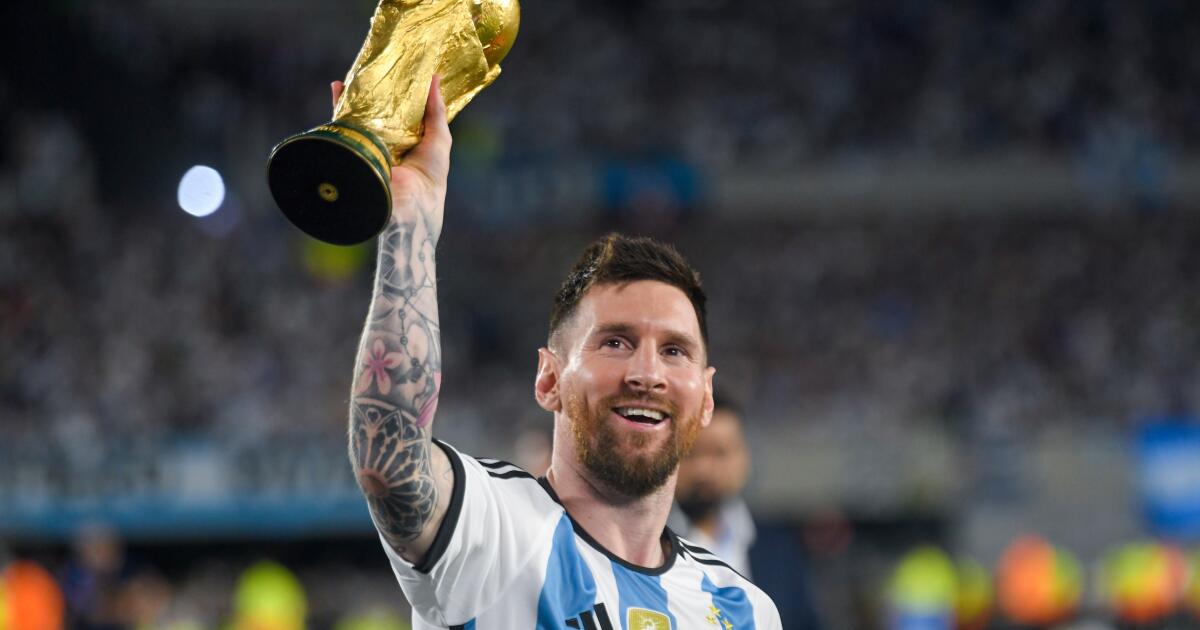 تيلوموندو تكشف عن 700 ساعة من برمجة كأس العالم وتخطط لبث 92 مباراة تيلوموندو تكشف عن 700 ساعة من برمجة كأس العالم وتخطط لبث 92 مباراة