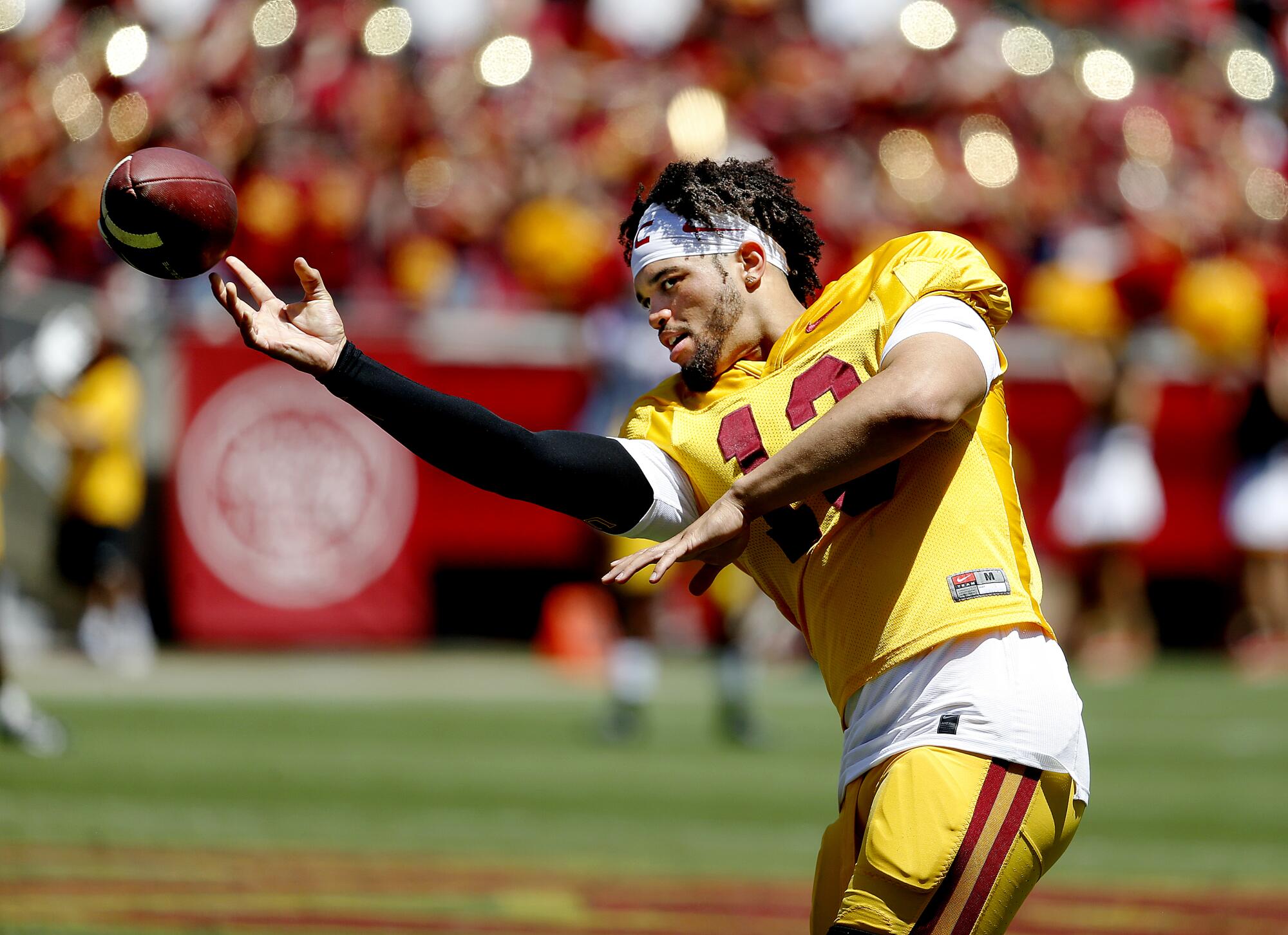 USC quarterback Caleb Williams warms up.