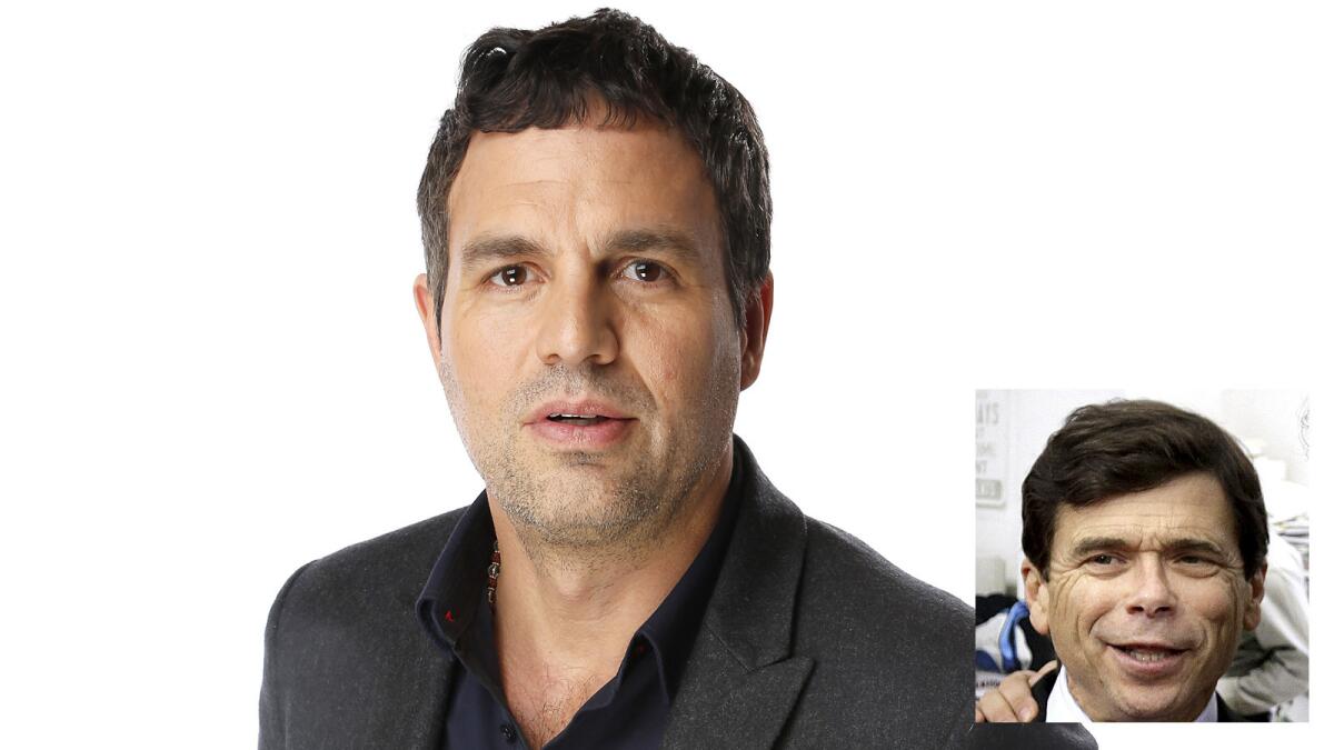Mark Ruffalo, with an inset photo of Michael Rezendes.
