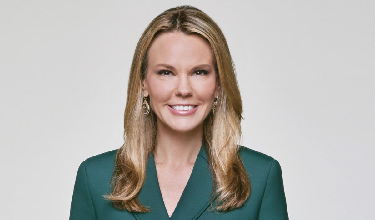 Wendy McMahon pushed from her CBS News post amid '60 Minutes' crisis - Los Angeles Times