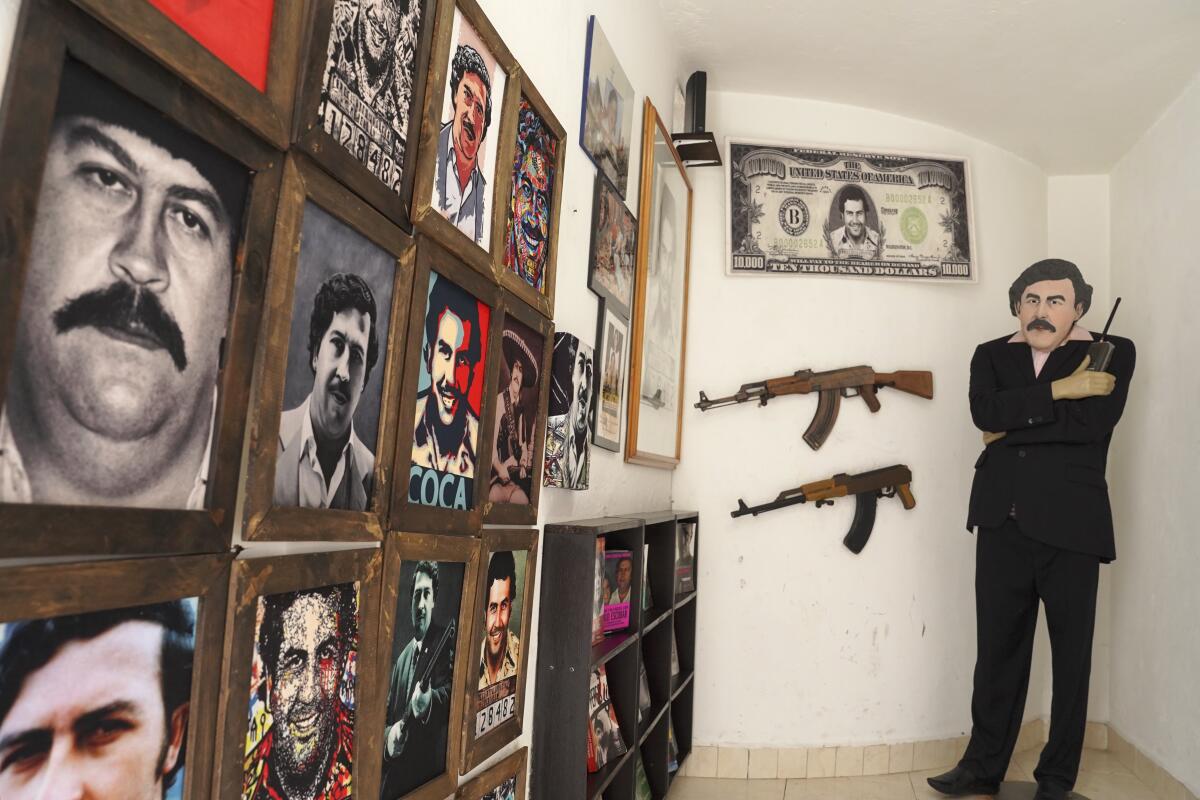 Galería de fotografías, imágenes y recuerdos de Pablo Escobar en Medellín, Colombia.