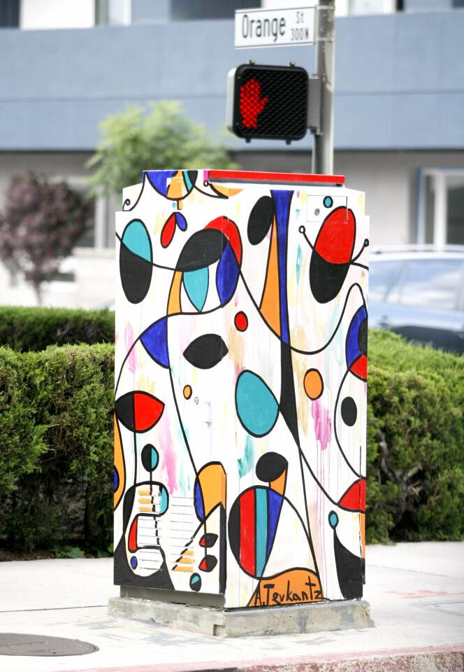 Photo Gallery: Utility box murals pop up in Glendale