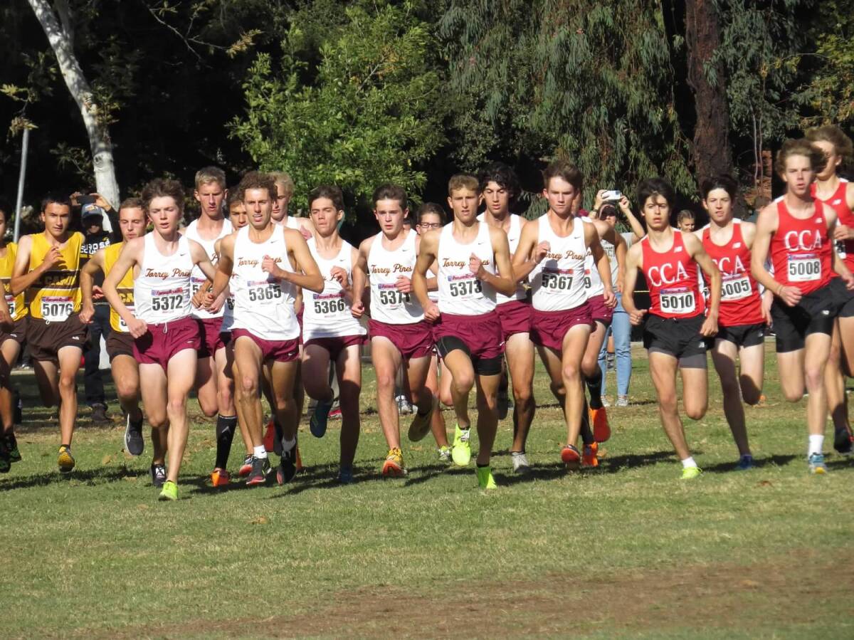 The Torrey Pines boys start the race.