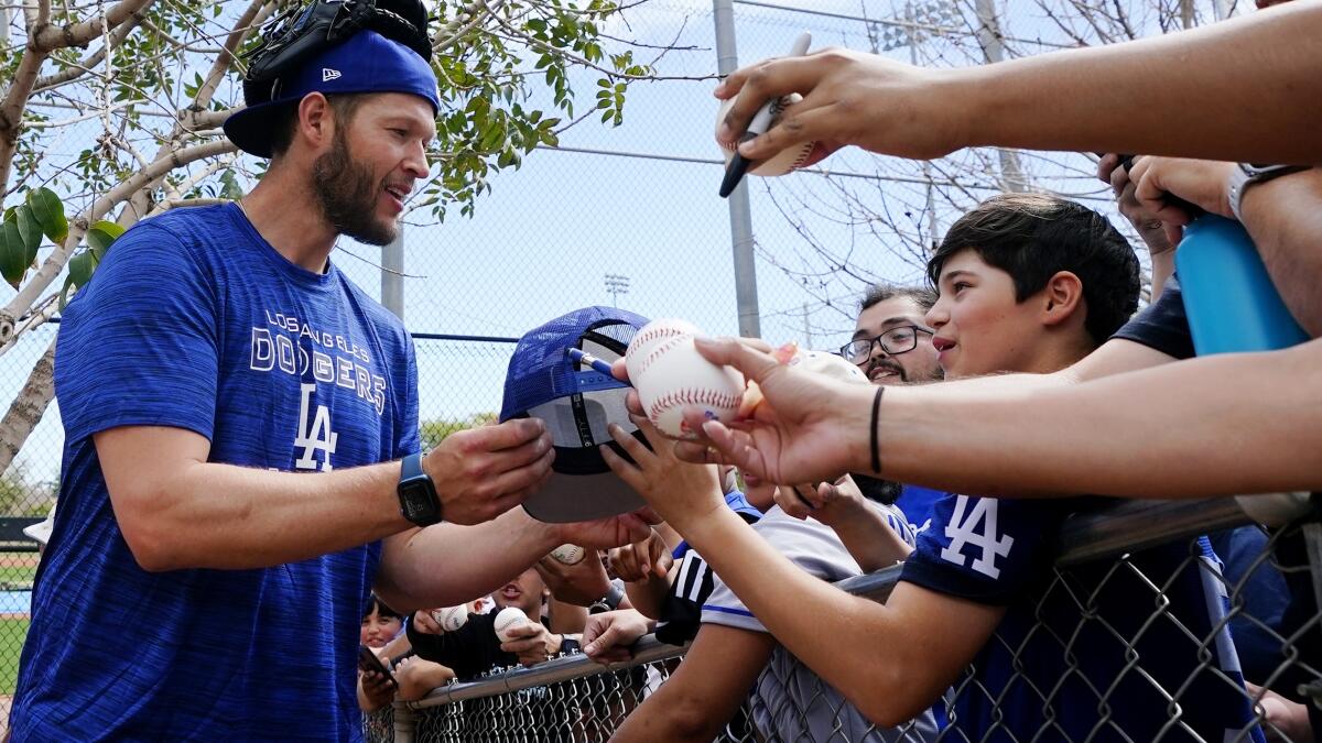 Clayton Kershaw Keeps Aiming for New Heights - The New York Times