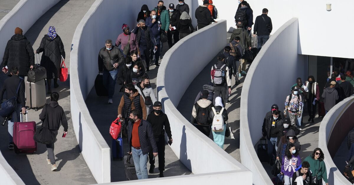 Estados Unidos creará centros de inmigrantes antes del cambio del Título 42 Estados Unidos creará centros de inmigrantes antes del cambio del Título 42