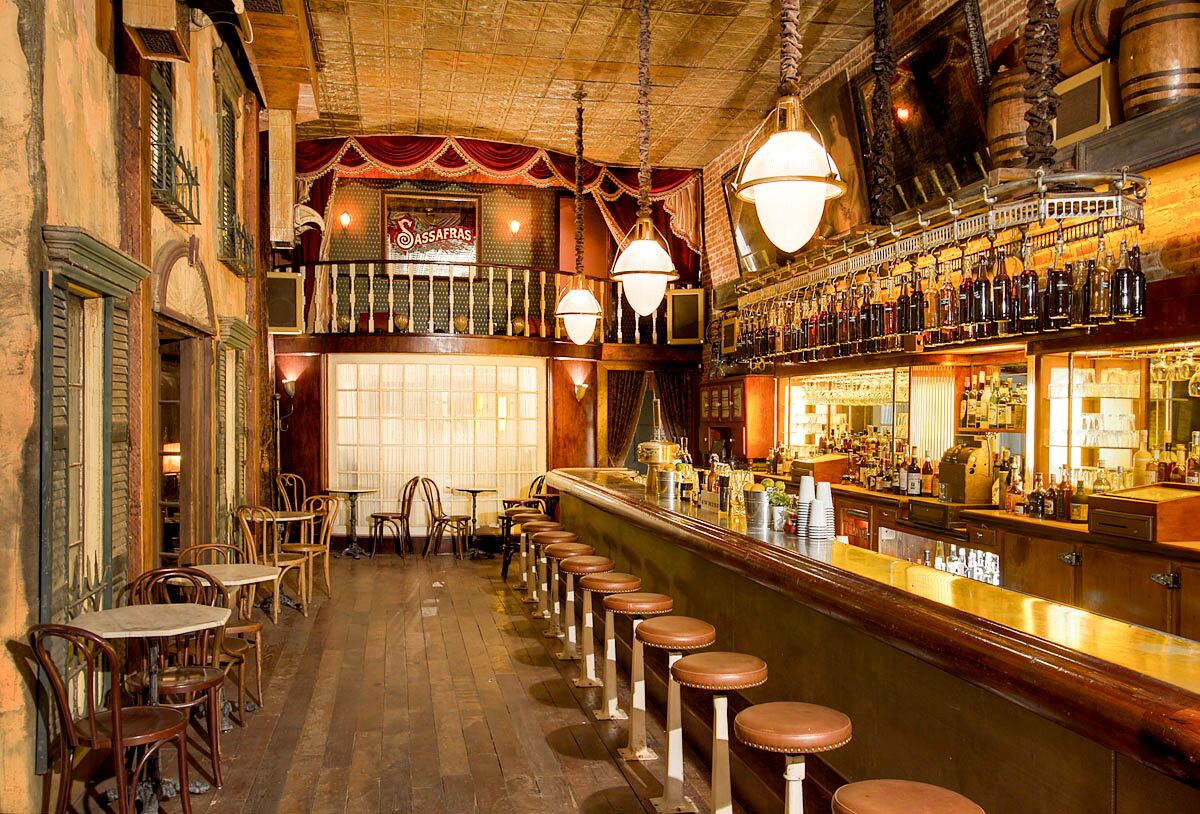 A photo of the Southern-inspired, empty interior of Hollywood bar Sassafras Saloon.