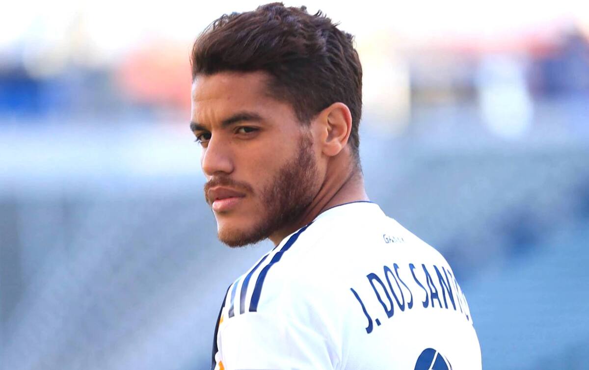 Jonathan Dos Santos.