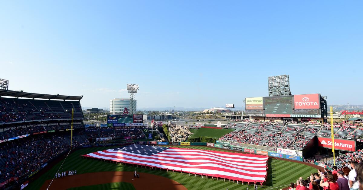 Anaheim City Council approves Angels' stadium lease extension through 2020  - Los Angeles Times